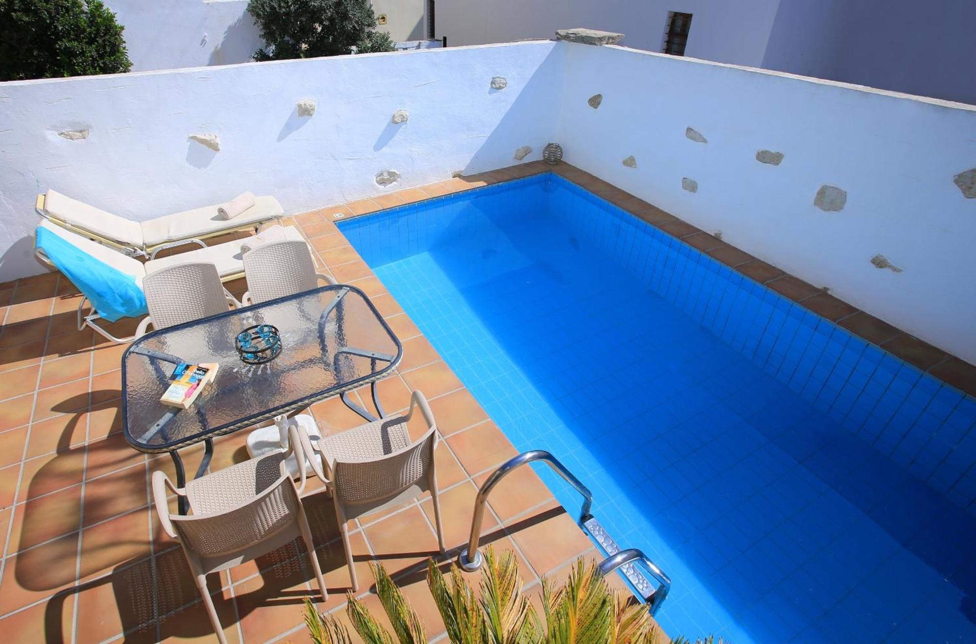Villa Radamanthis Sivas ภายนอก รูปภาพ
