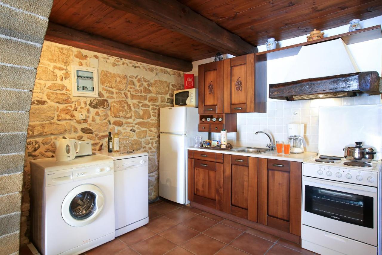Villa Radamanthis Sivas ภายนอก รูปภาพ