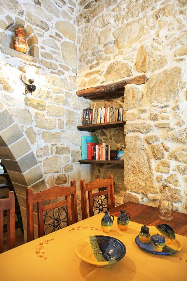 Villa Radamanthis Sivas ภายนอก รูปภาพ