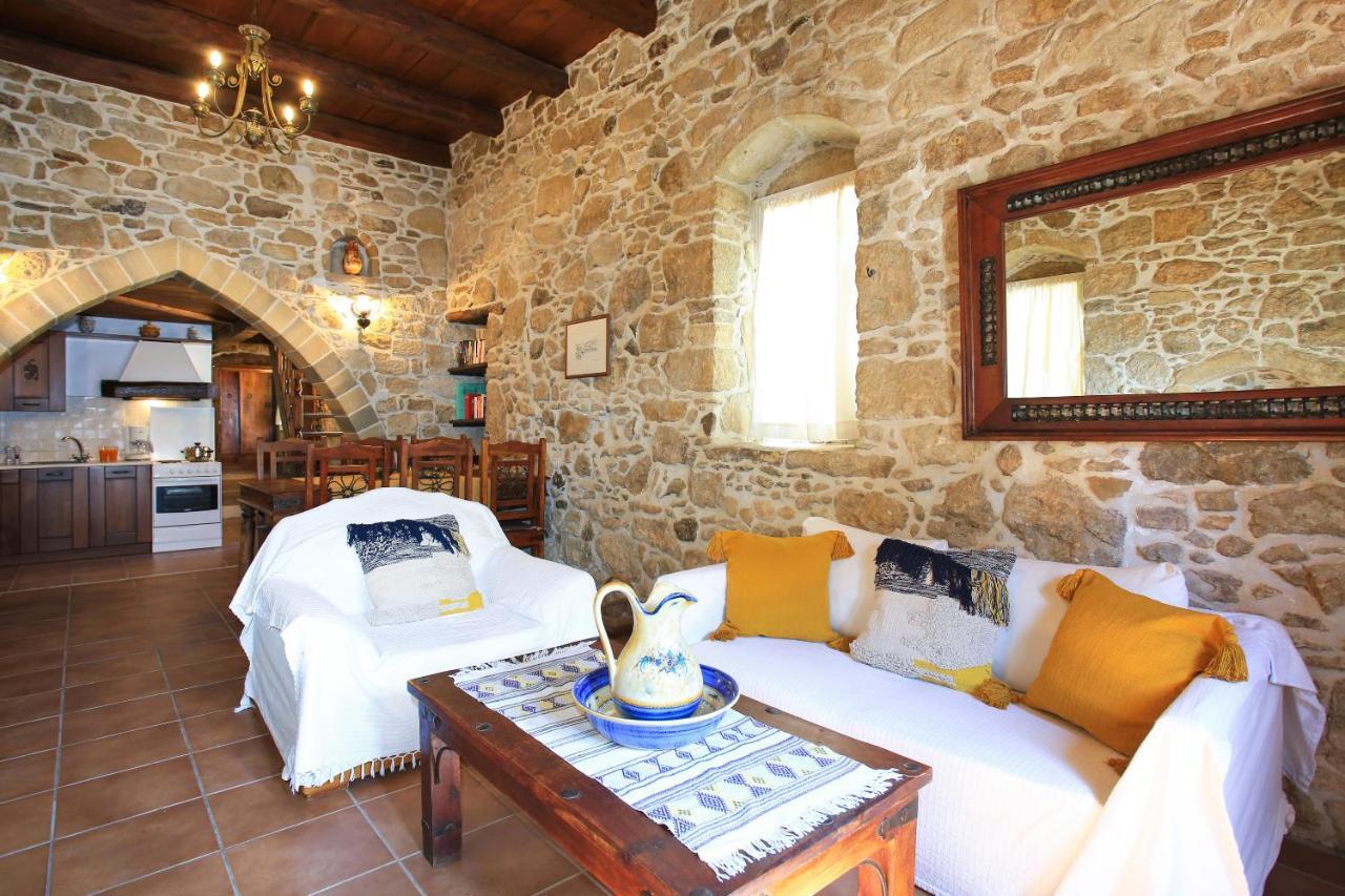 Villa Radamanthis Sivas ภายนอก รูปภาพ