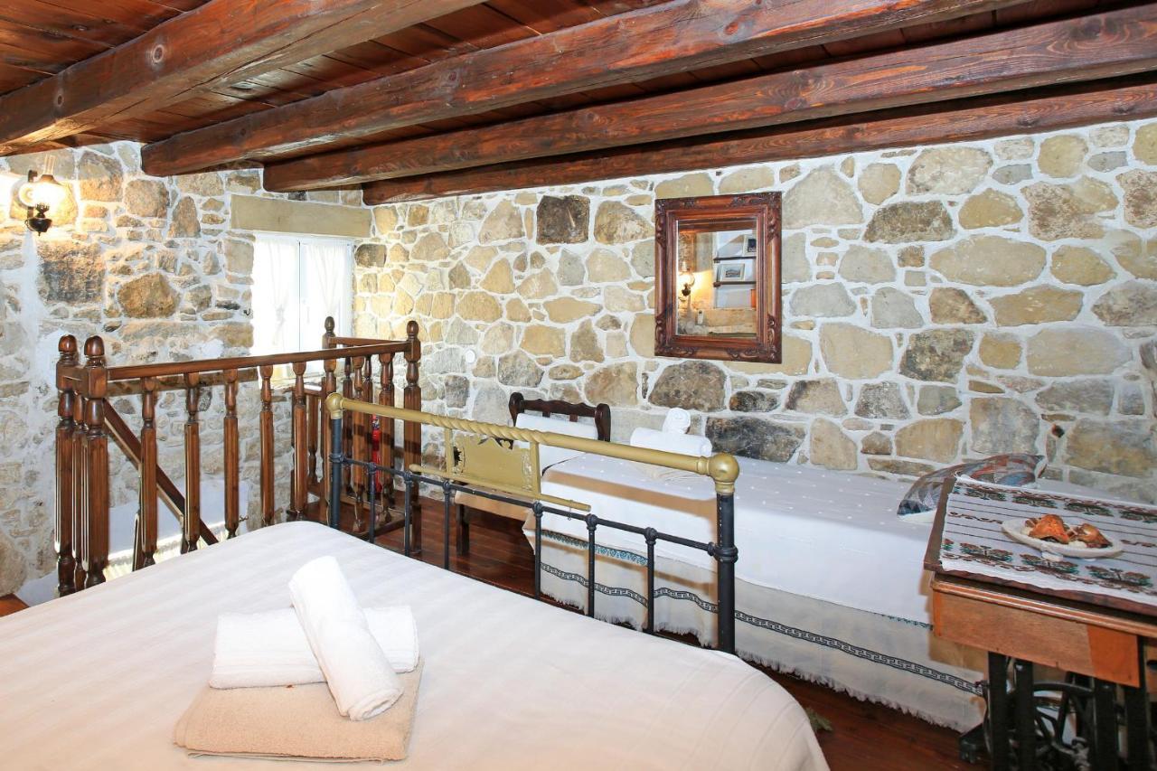 Villa Radamanthis Sivas ภายนอก รูปภาพ
